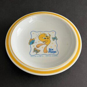 3184 🍽♻ EUC Vintage 2001 Six Flags Tweety Bird 8" Ceramic Dish Bowl